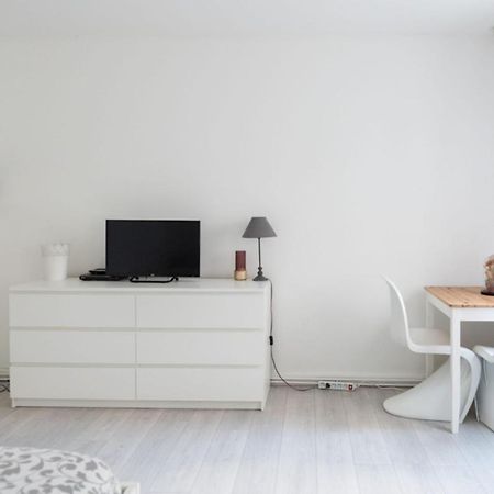 Spacious Studio In The Center Of Montmartre Apartment Paris Exterior photo